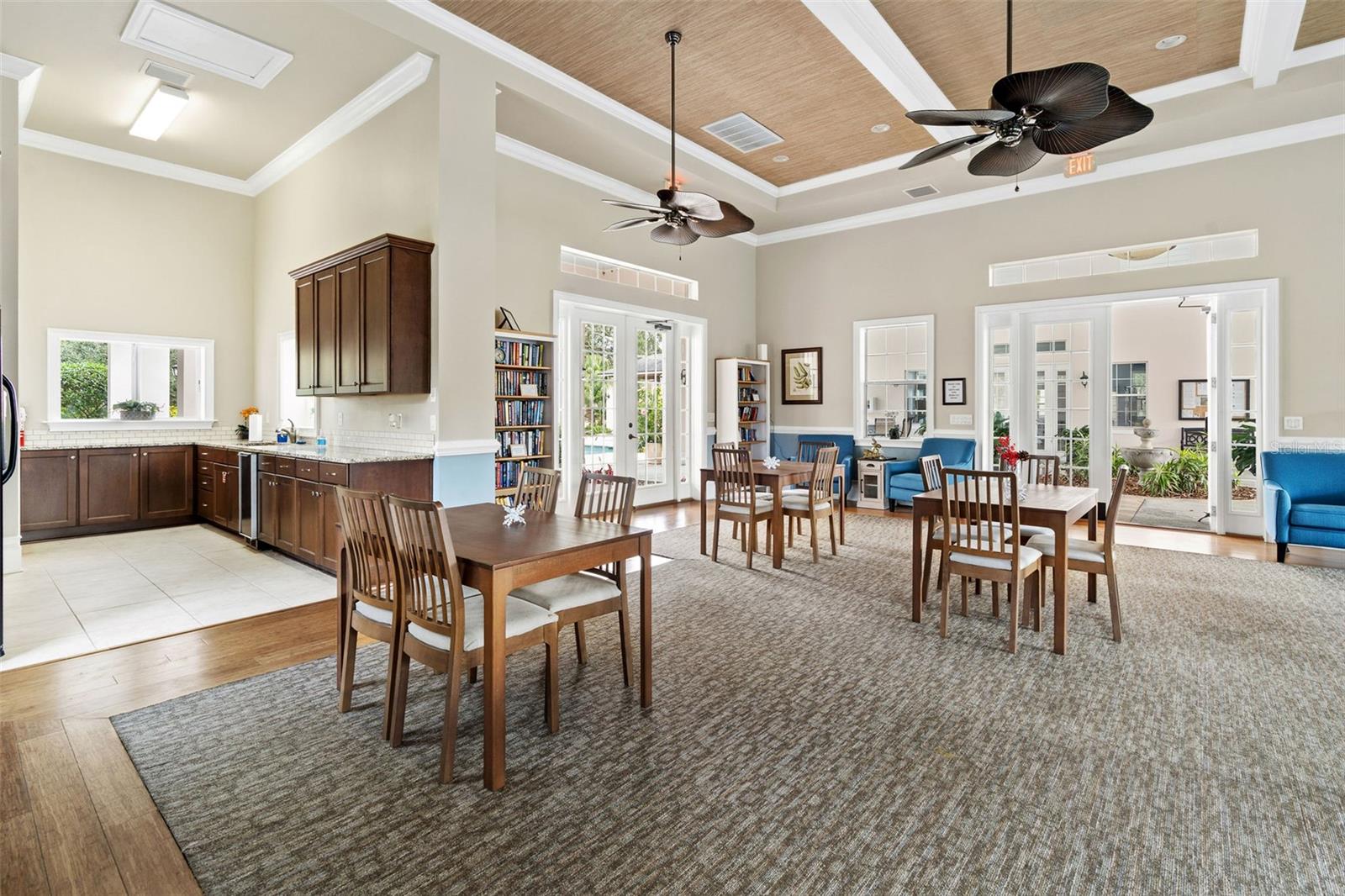 Image 34 of 42 For 7017 Briarhill Court