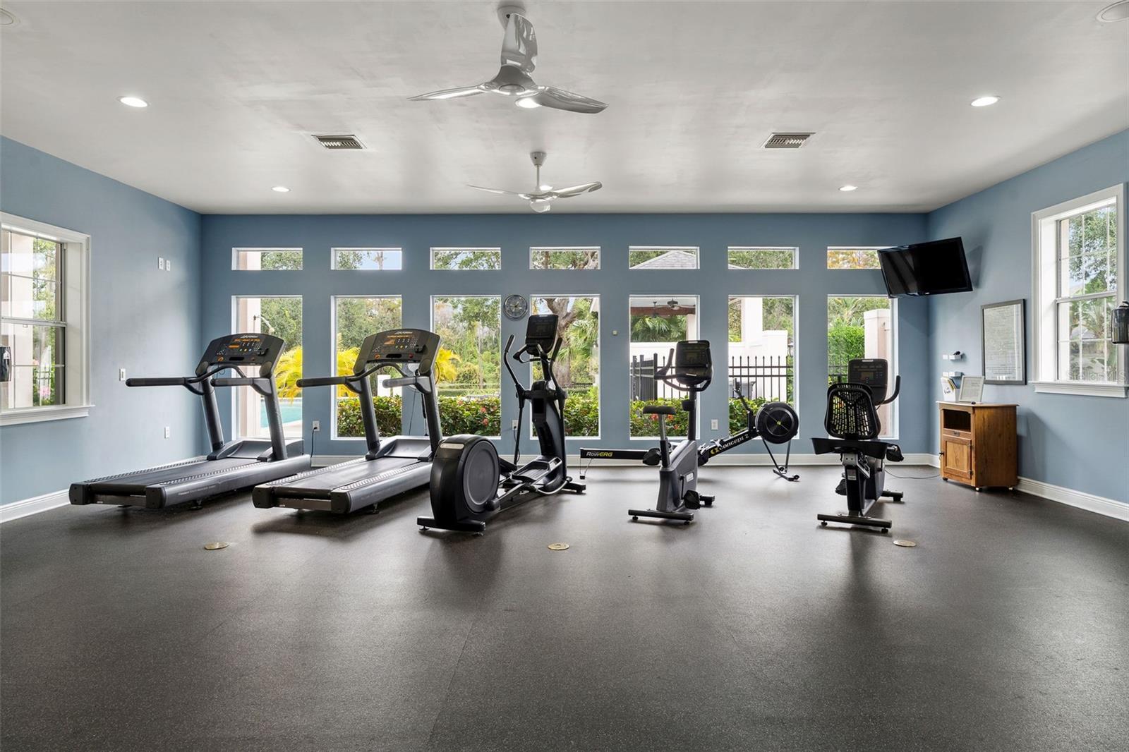 Image 36 of 42 For 7017 Briarhill Court