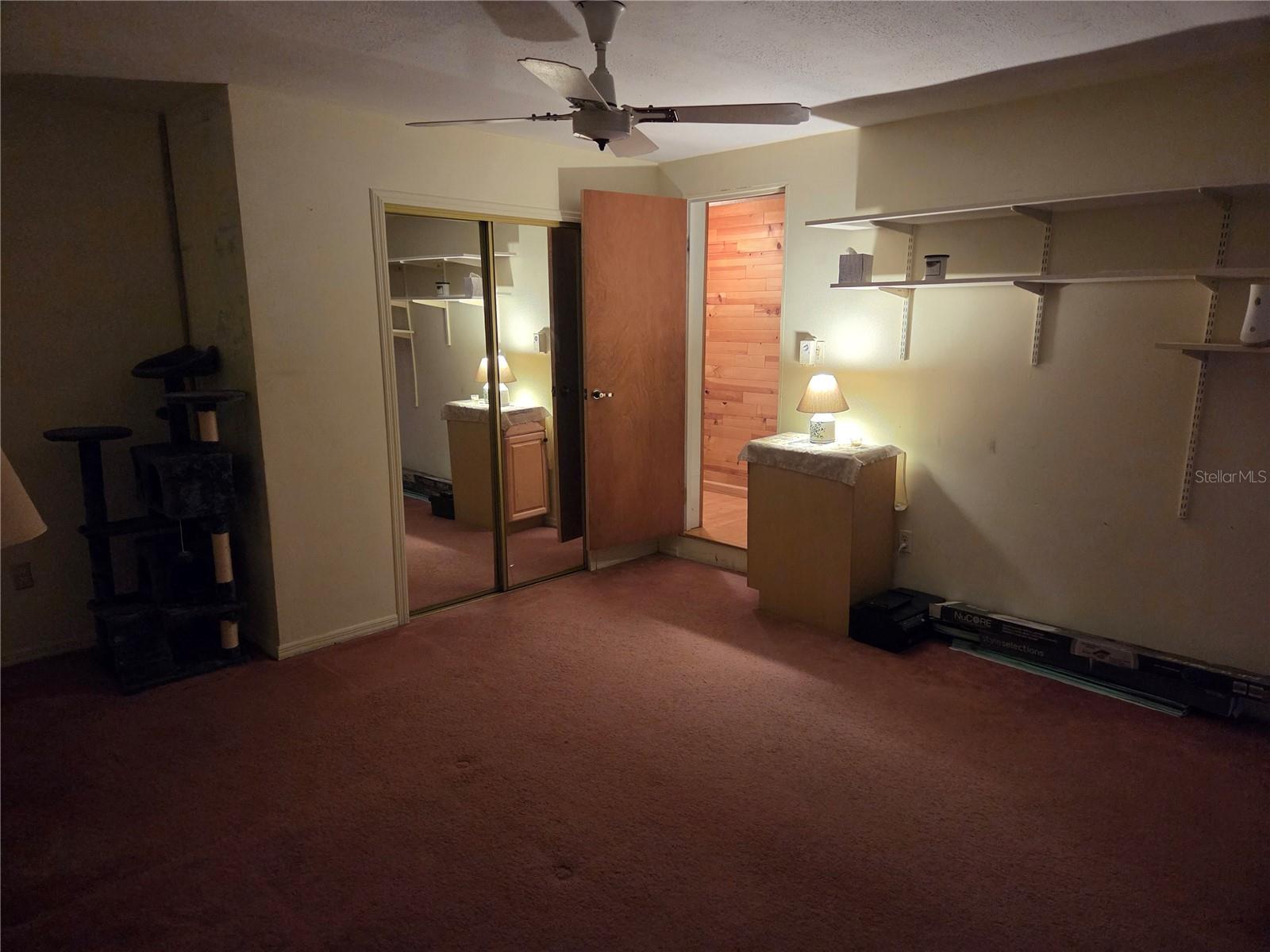 Image 11 of 38 For 505 Murcott Place