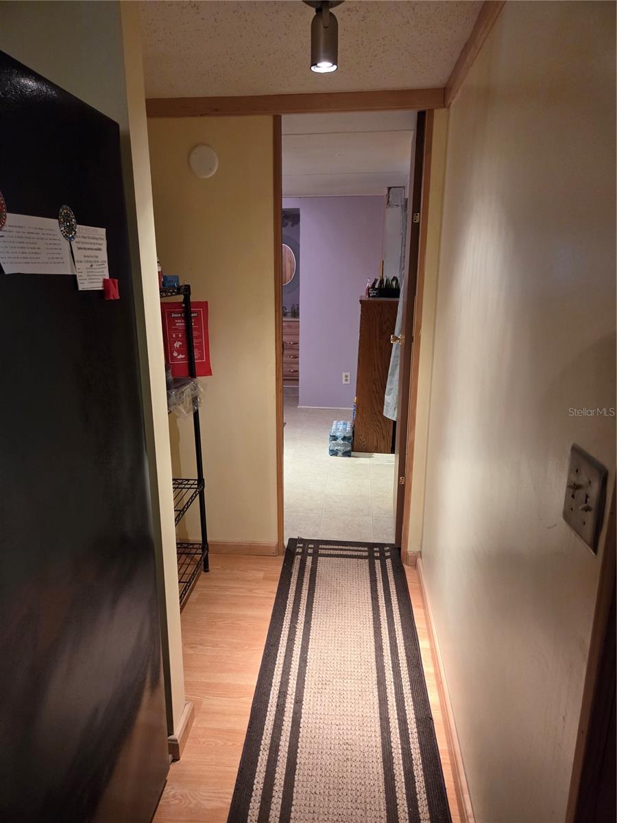 Image 22 of 38 For 505 Murcott Place