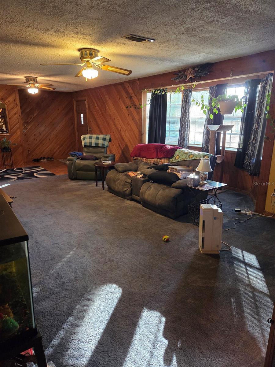 Image 28 of 38 For 505 Murcott Place