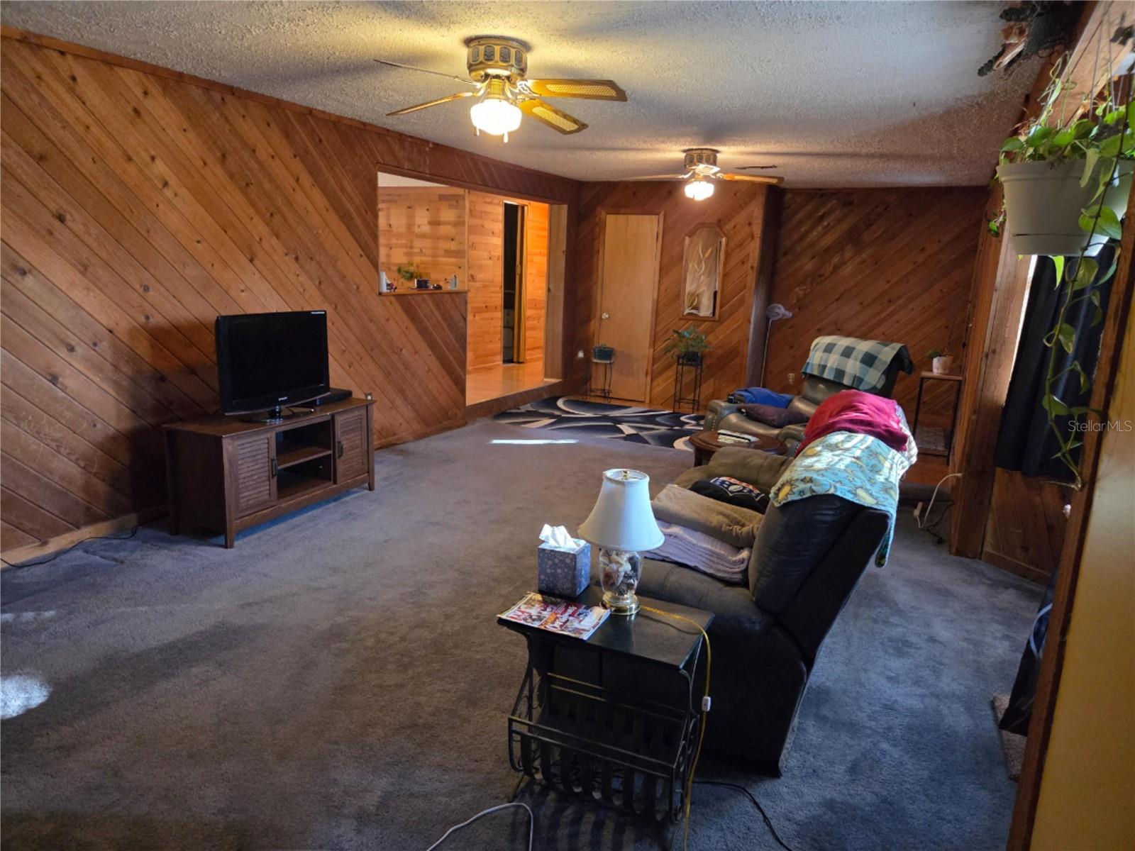 Image 29 of 38 For 505 Murcott Place