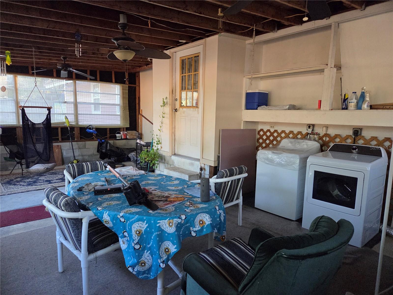 Image 31 of 38 For 505 Murcott Place