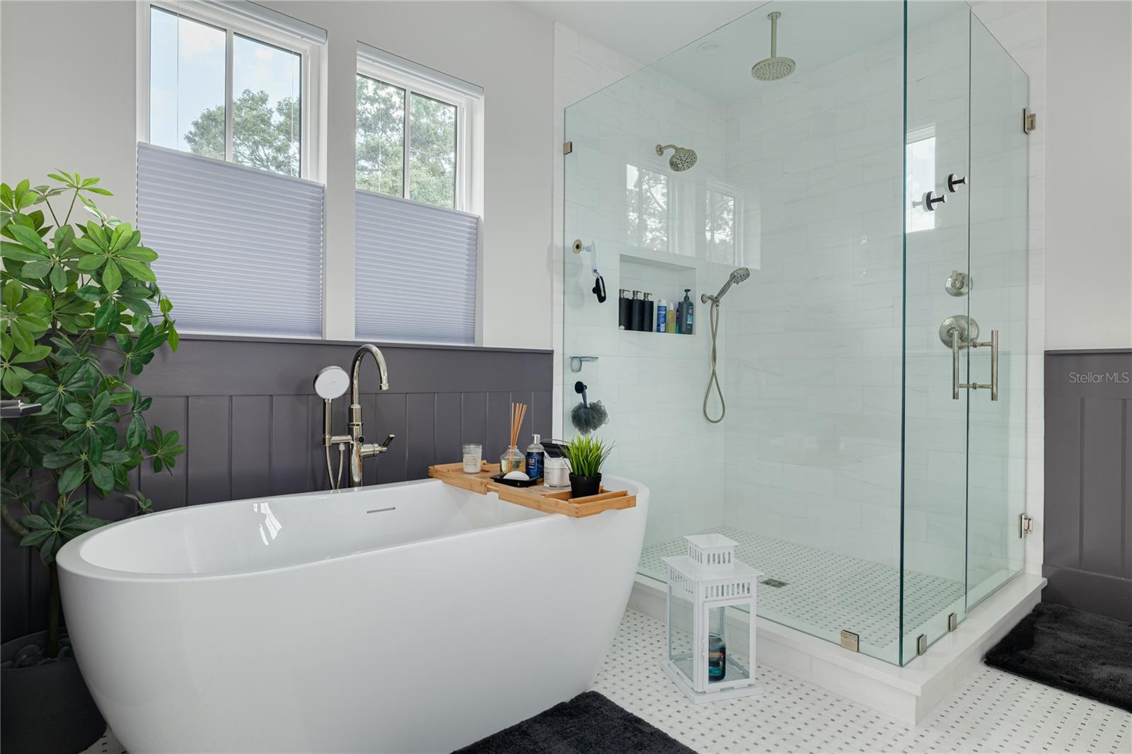 Image 22 of 45 For 3104 11th Street N