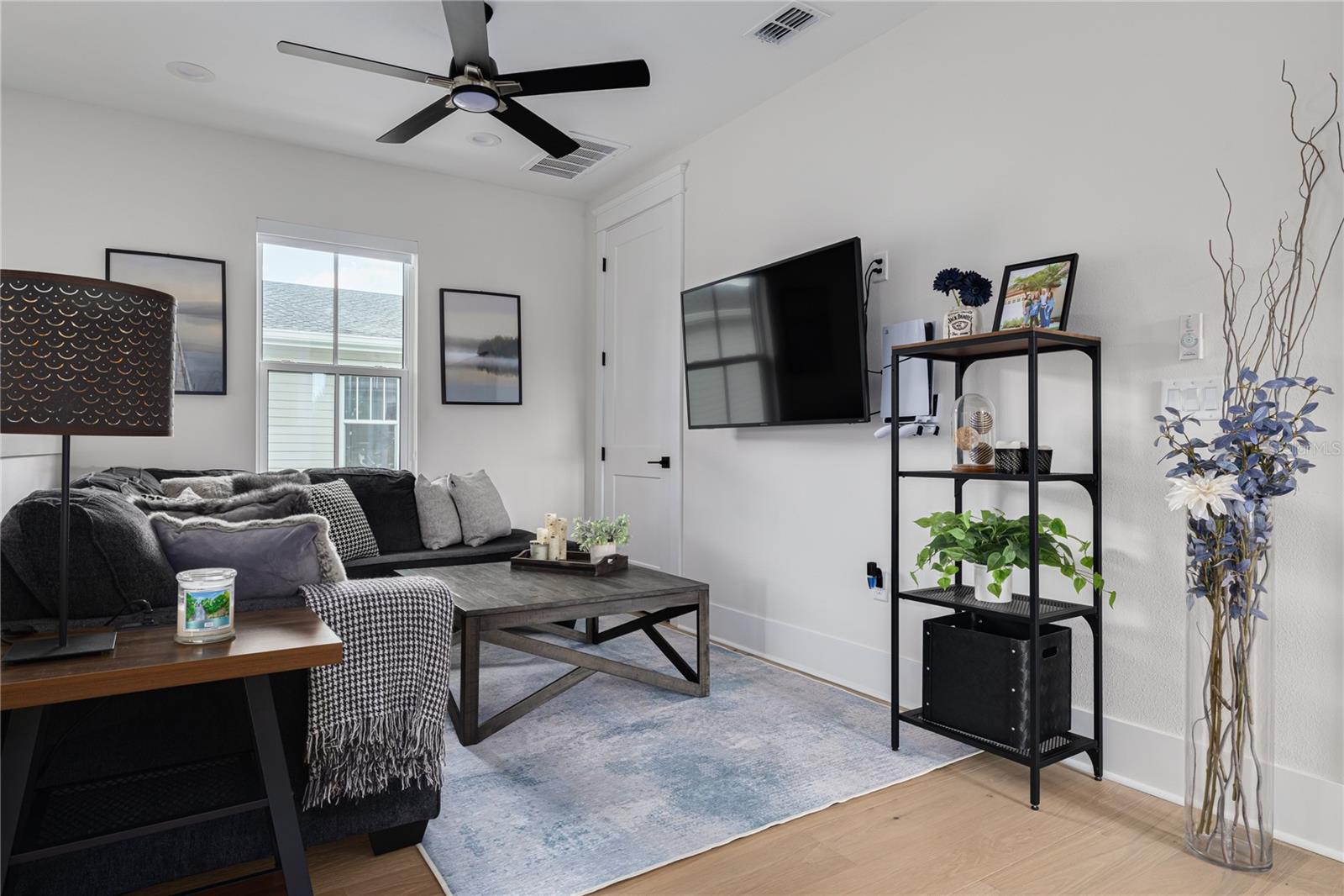 Image 31 of 45 For 3104 11th Street N