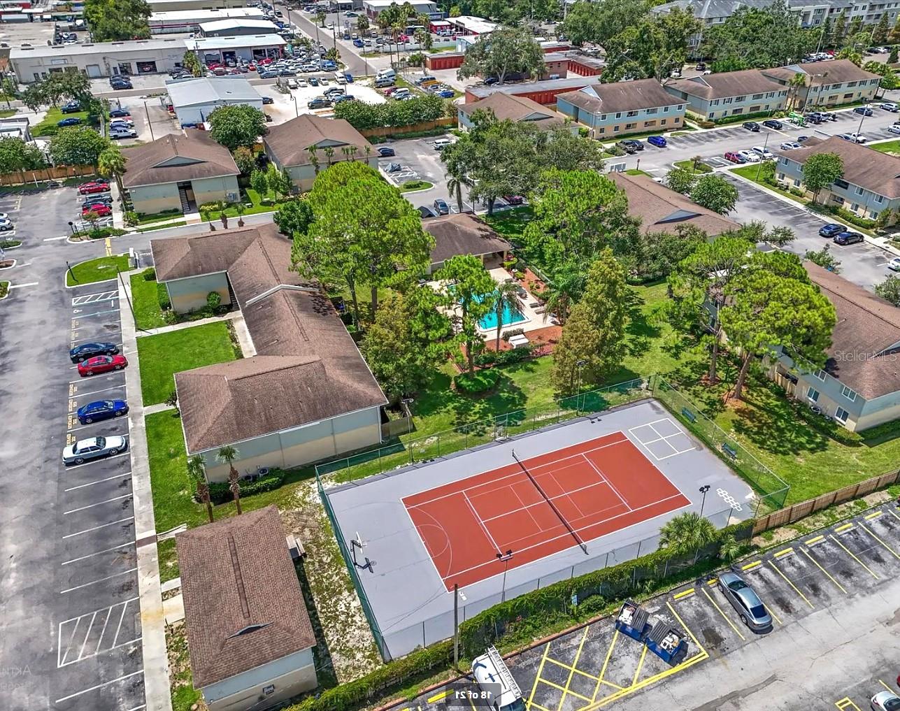 Image 6 of 23 For 206 Berry Tree Place 206