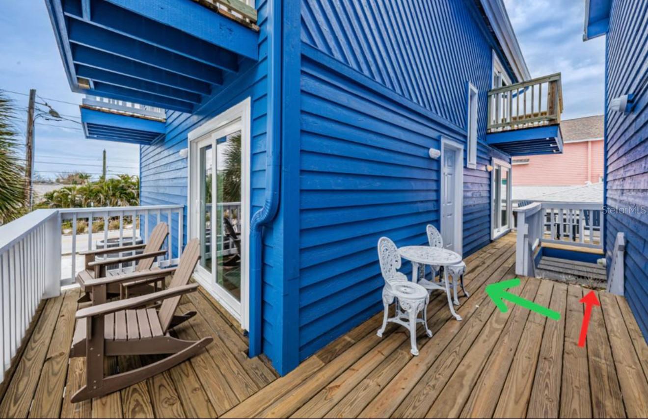 Image 8 of 37 For 8432 Gulf Boulevard