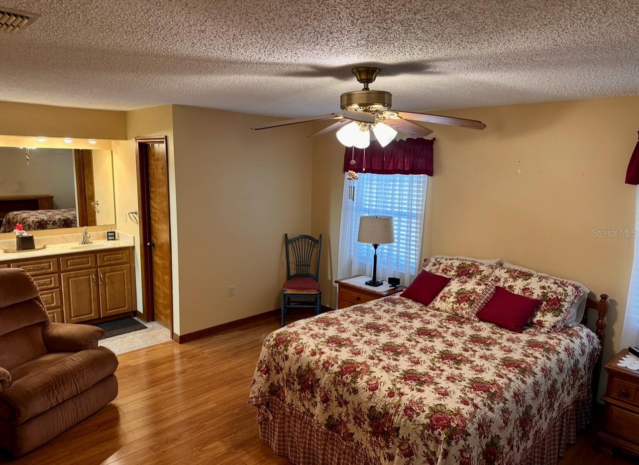 Image 11 of 30 For 5912 Bailey Road