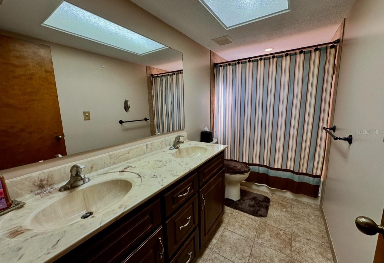 Image 15 of 30 For 5912 Bailey Road