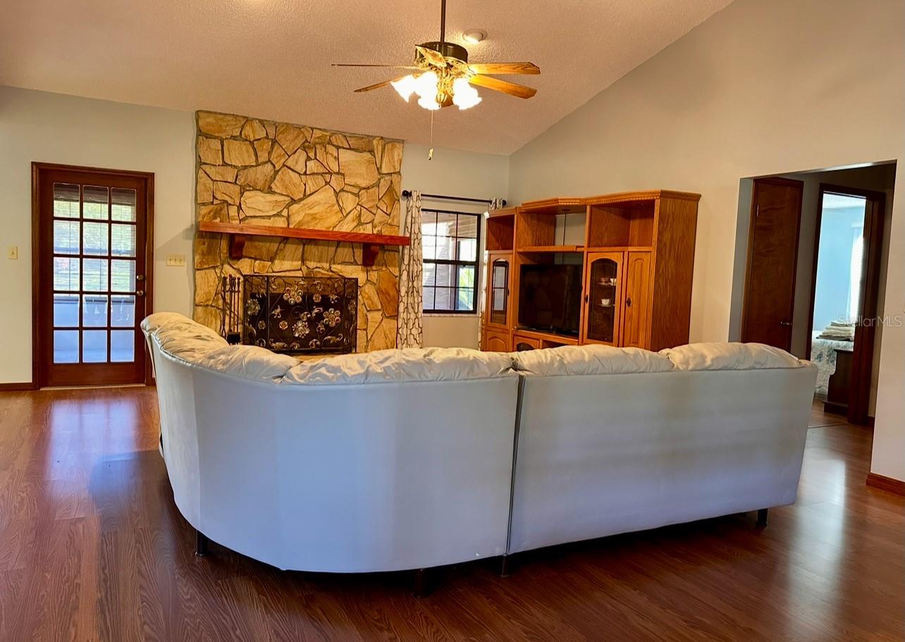 Image 5 of 30 For 5912 Bailey Road