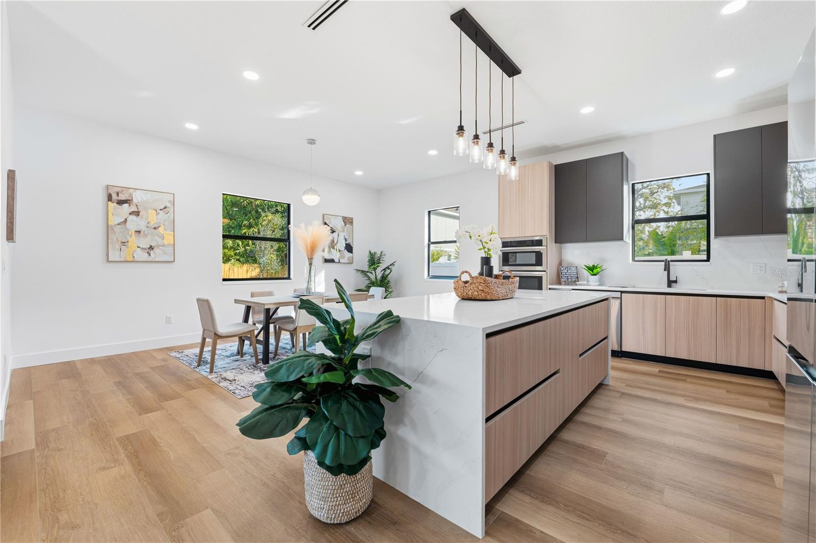 Image 10 of 57 For 3531 81st Street N