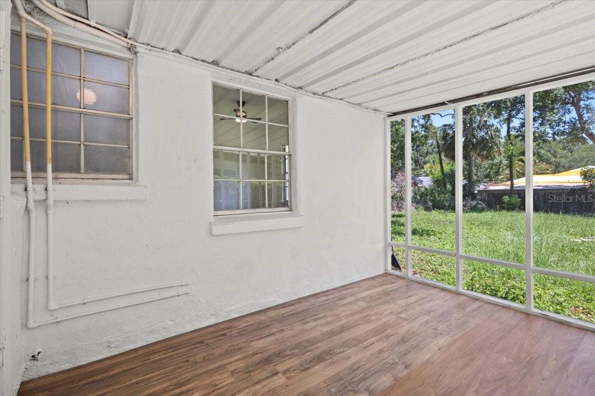 Image 9 of 11 For 1512 Hillside Drive