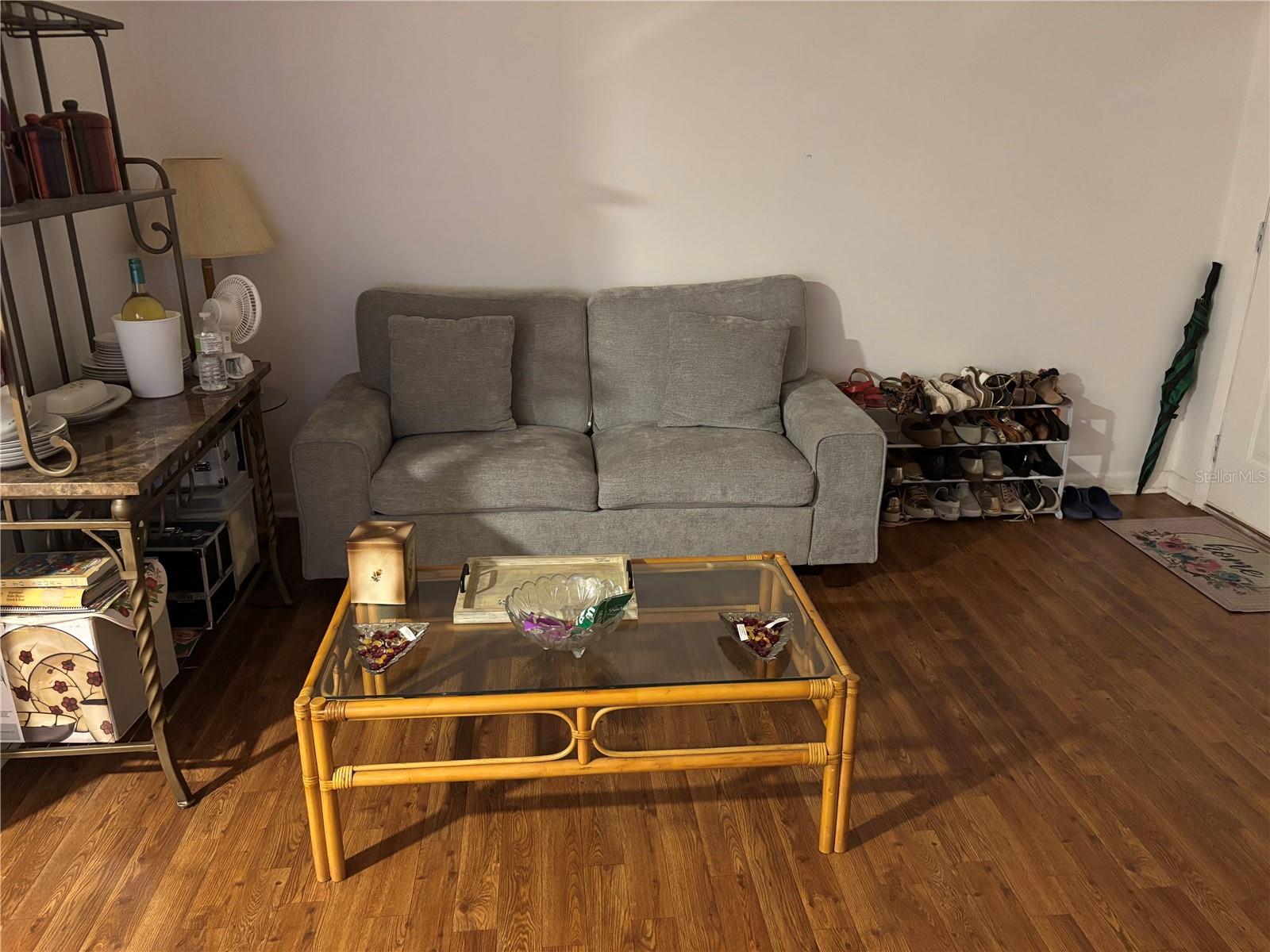 Image 5 of 7 For 2353 Shelley Street 2