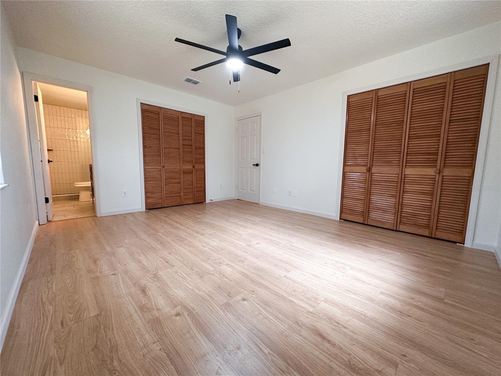 Image 12 of 19 For 154 Lewis Avenue