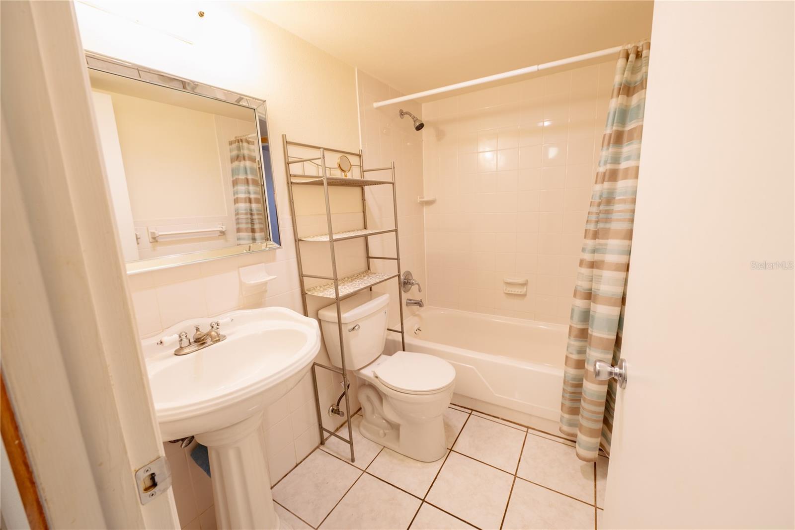 Image 14 of 20 For 1243 Martin Luther King Jr Avenue B504