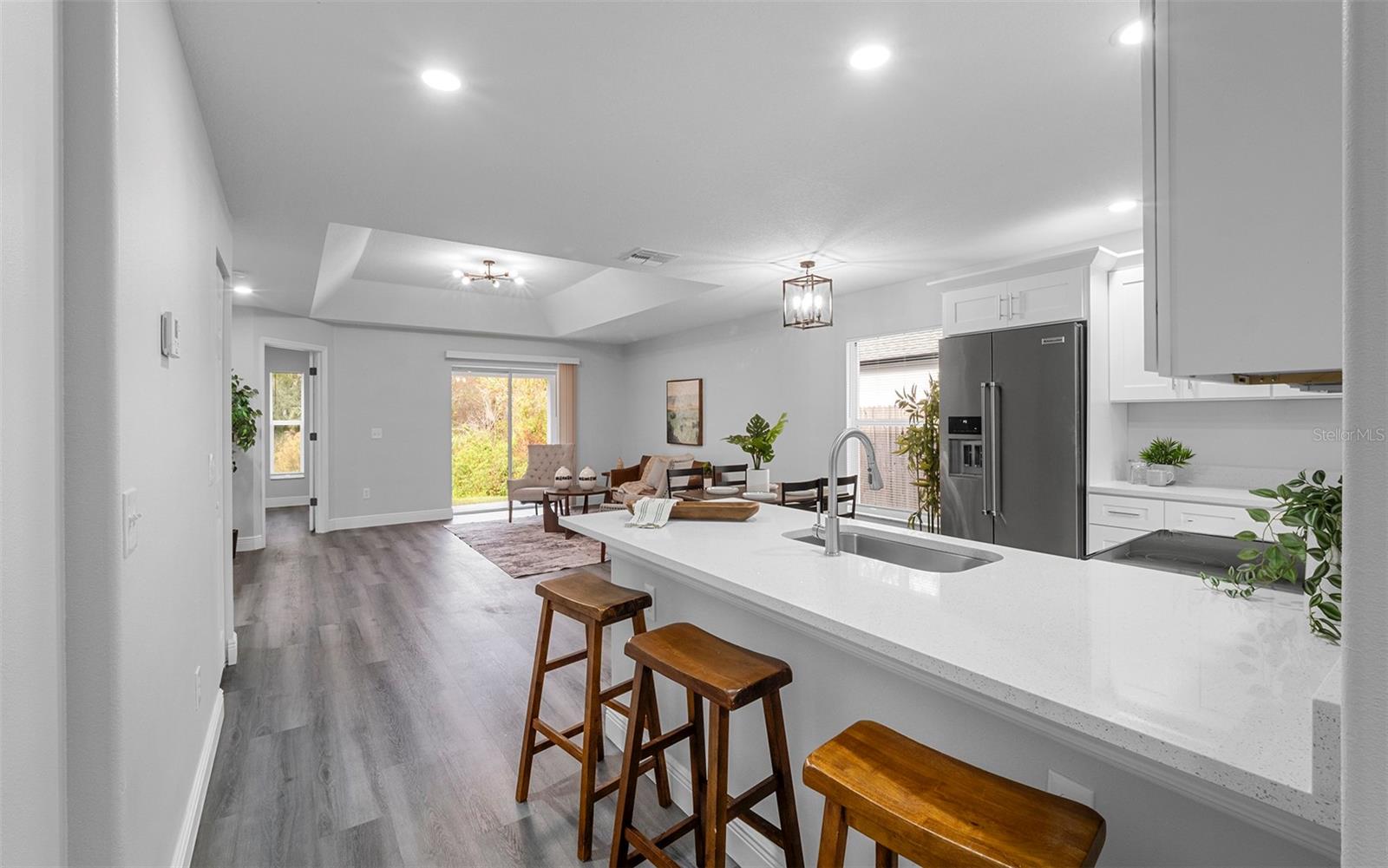 Image 11 of 30 For 212 2nd Avenue Se