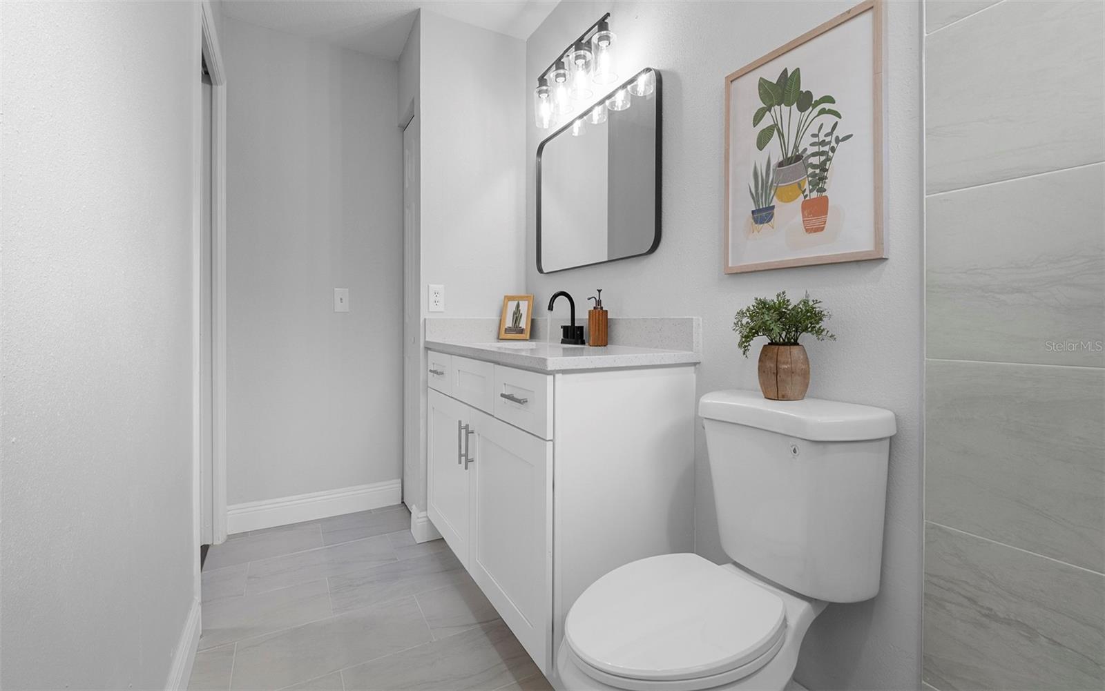 Image 18 of 30 For 212 2nd Avenue Se