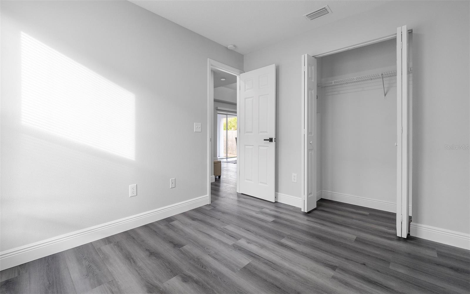 Image 20 of 30 For 212 2nd Avenue Se