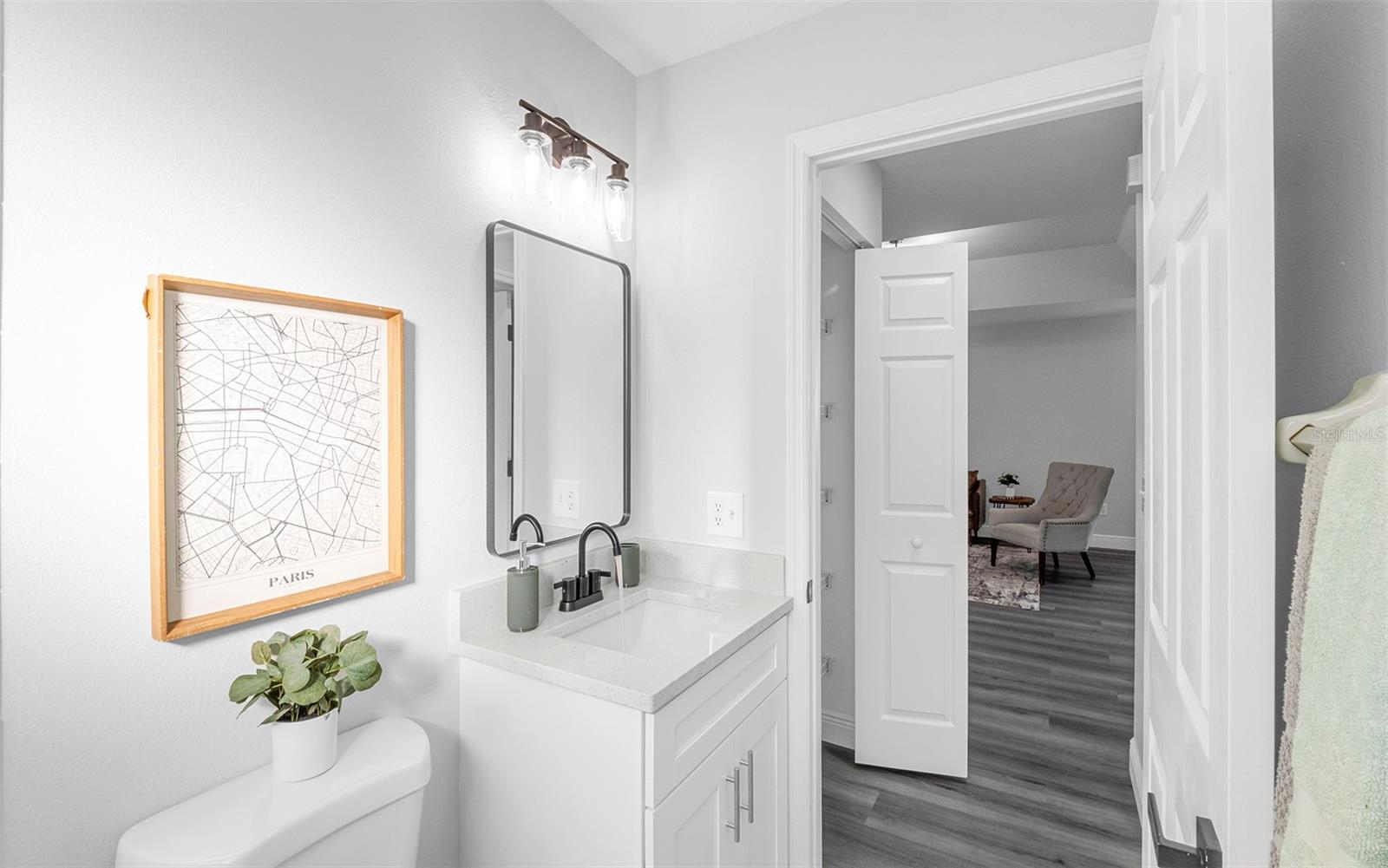 Image 26 of 30 For 212 2nd Avenue Se