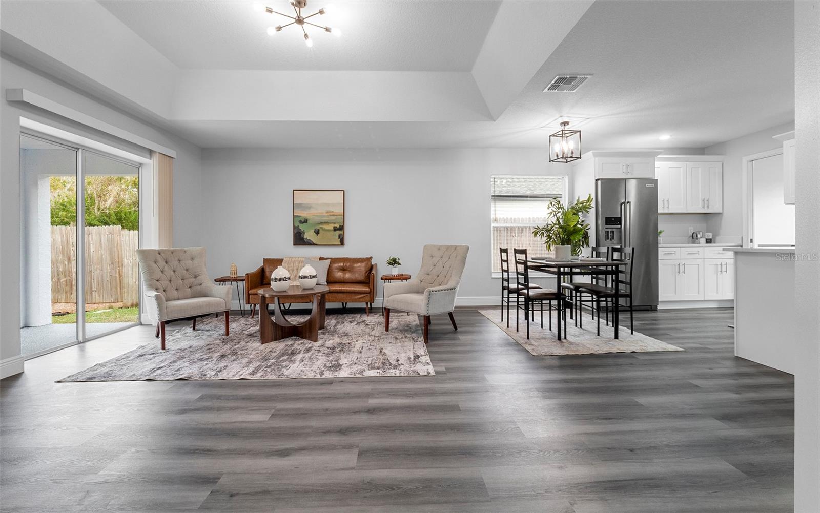 Image 7 of 30 For 212 2nd Avenue Se