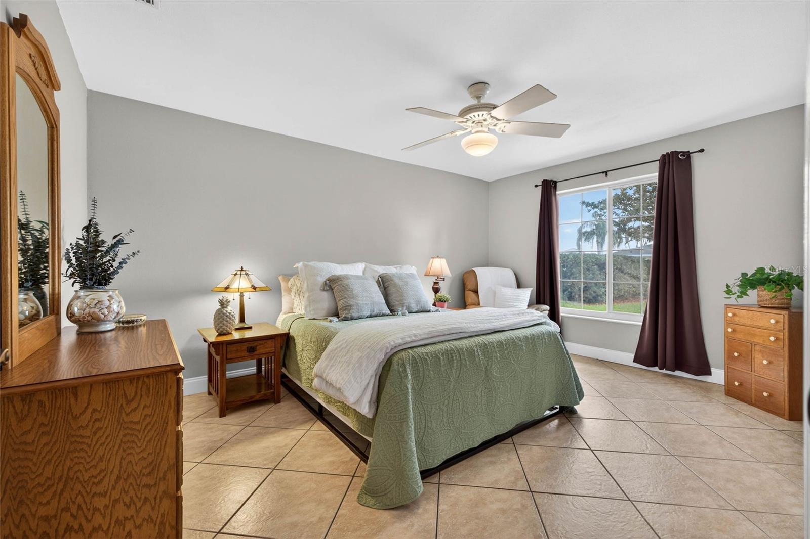 Image 26 of 43 For 1963 Tanglewood Drive Ne