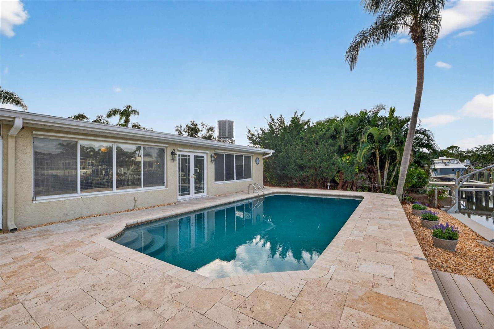 Image 33 of 43 For 1963 Tanglewood Drive Ne