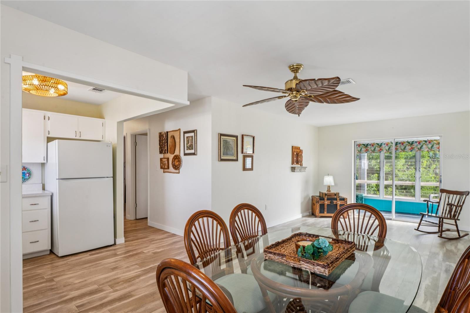 Image 17 of 36 For 5873 Palm Lane B33