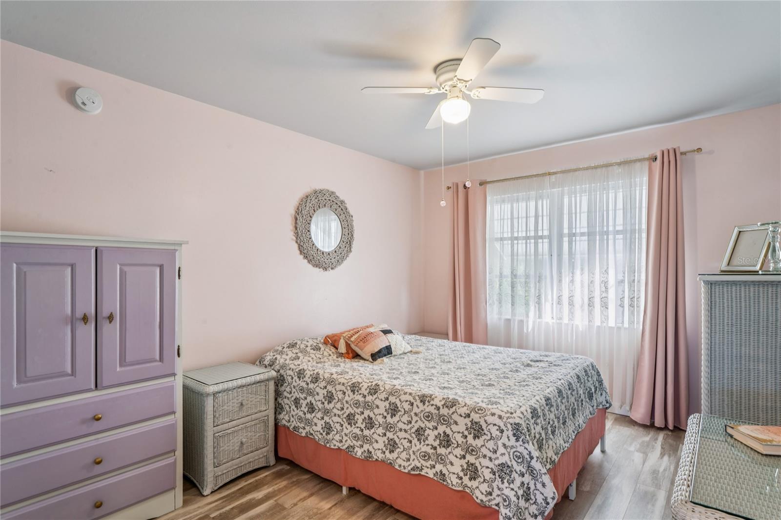 Image 18 of 36 For 5873 Palm Lane B33