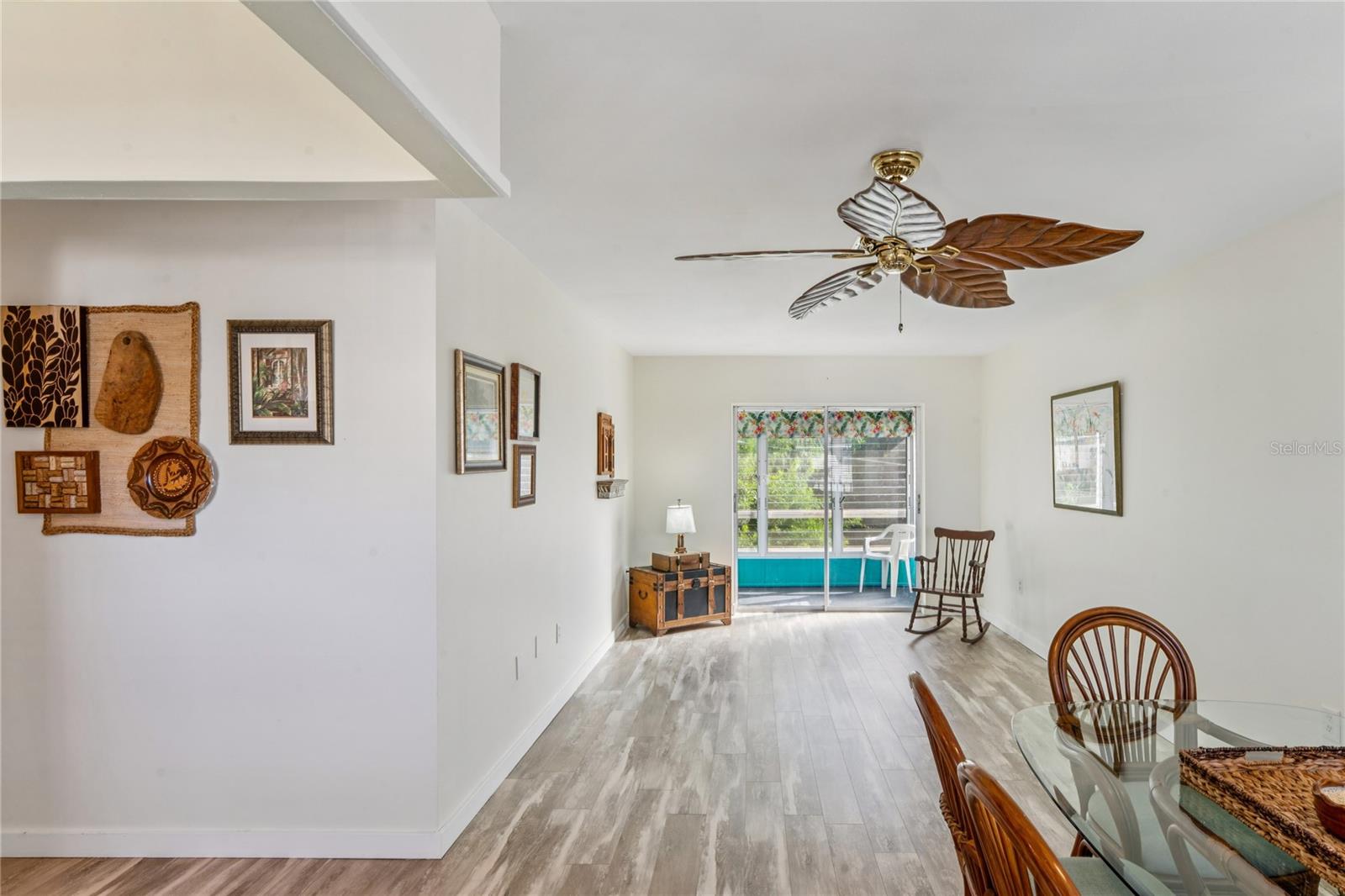 Image 9 of 36 For 5873 Palm Lane B33