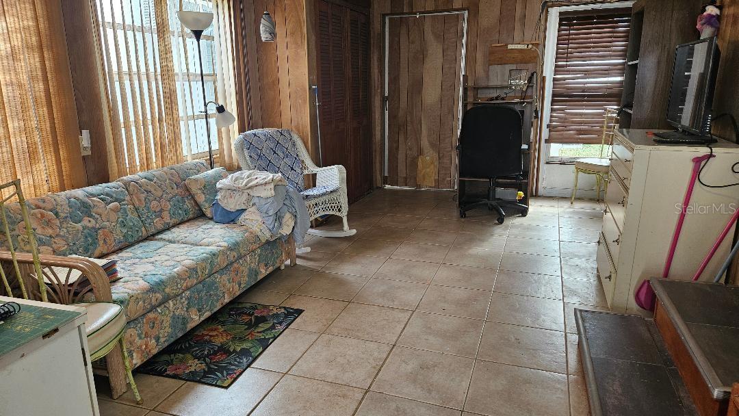 Image 4 of 12 For 8300 Seminole Boulevard 222