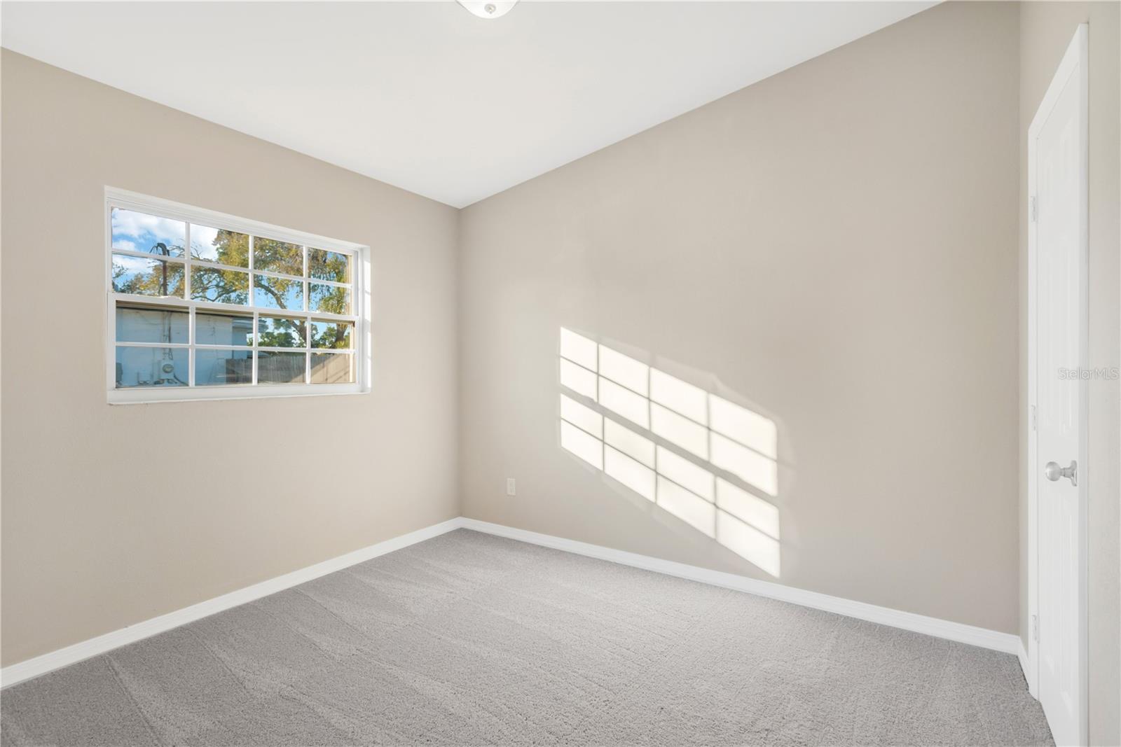 Image 19 of 31 For 510 Alma Drive