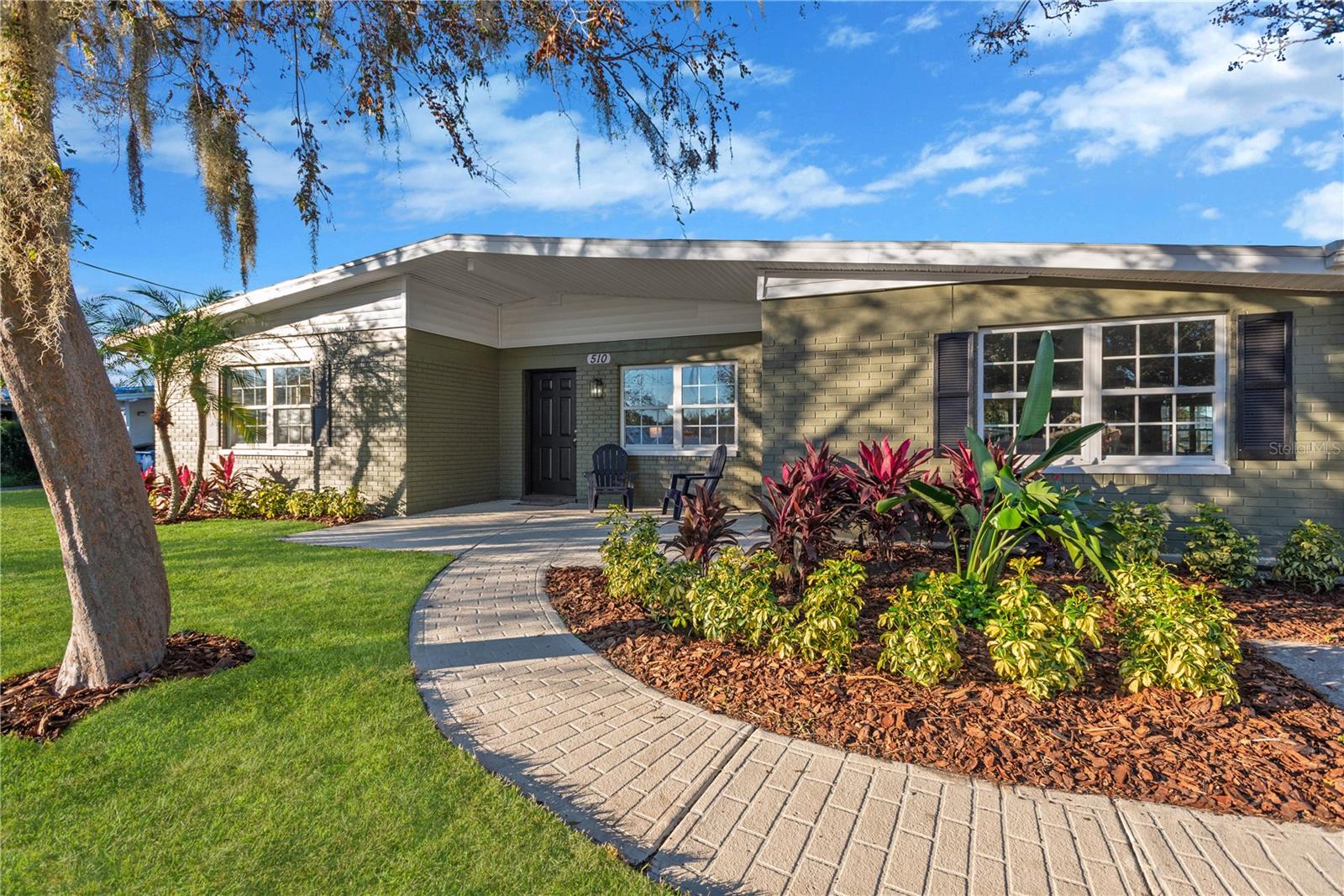 Image 2 of 31 For 510 Alma Drive