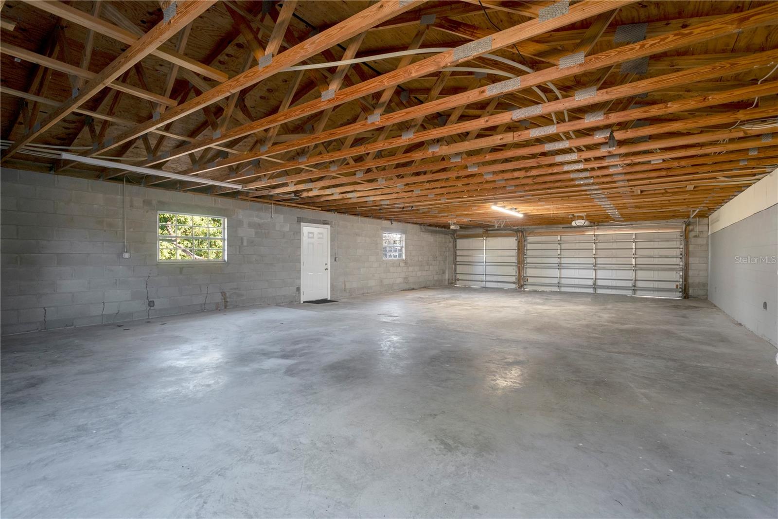 Image 25 of 31 For 510 Alma Drive