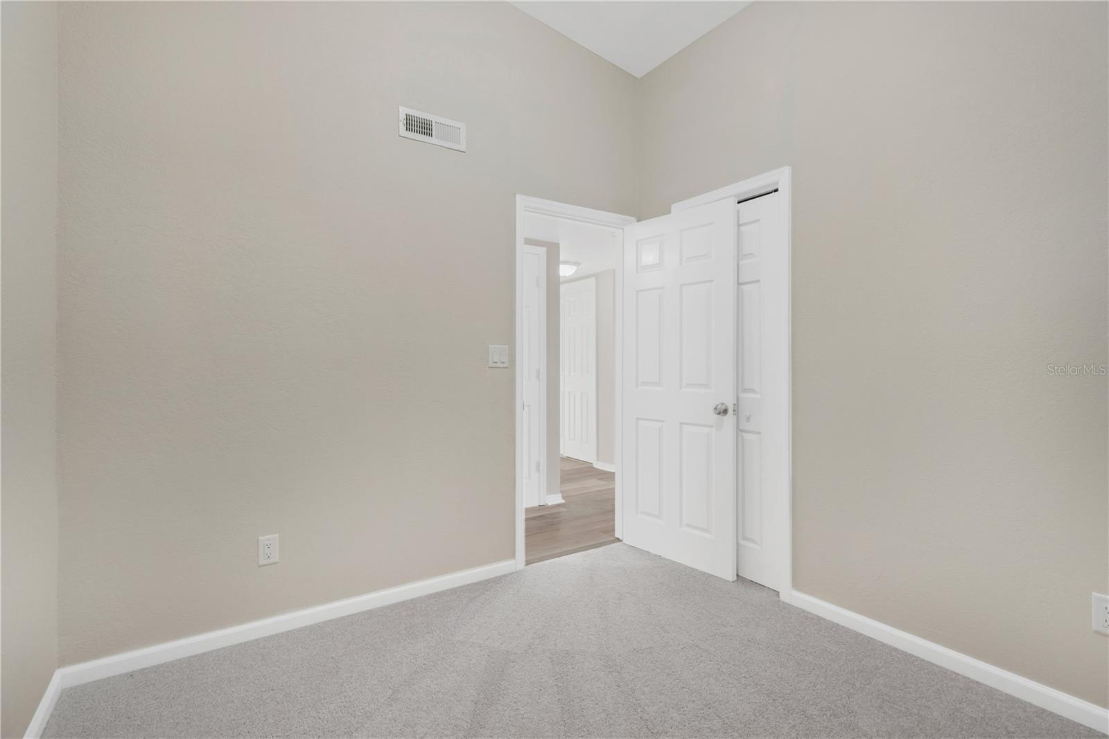 Image 26 of 31 For 510 Alma Drive