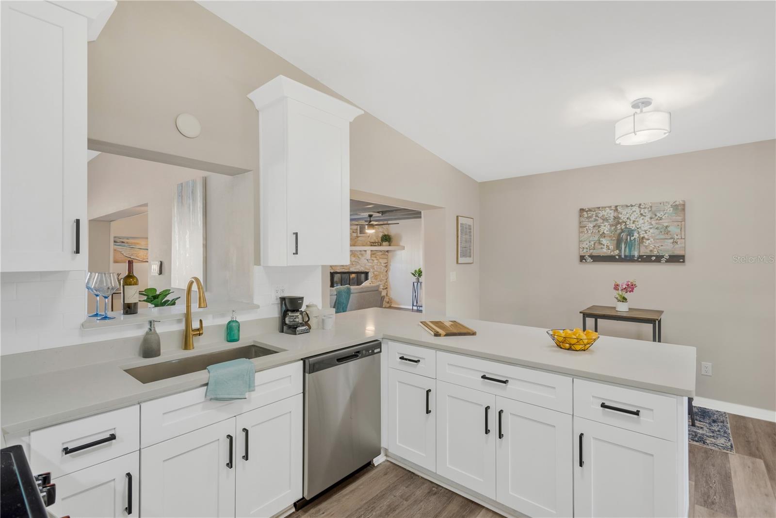 Image 5 of 31 For 510 Alma Drive