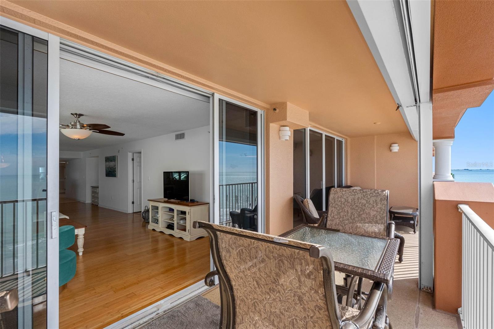 Image 31 of 40 For 16326 Gulf Boulevard 510