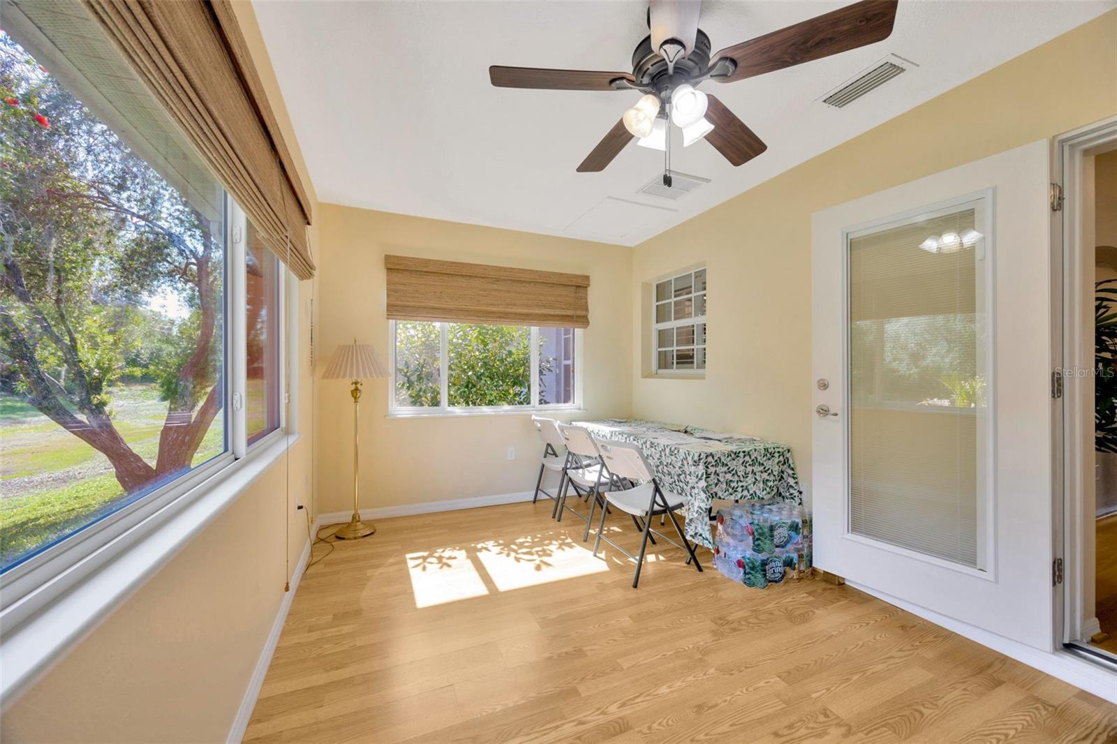 Image 15 of 20 For 37157 Foxrun Place