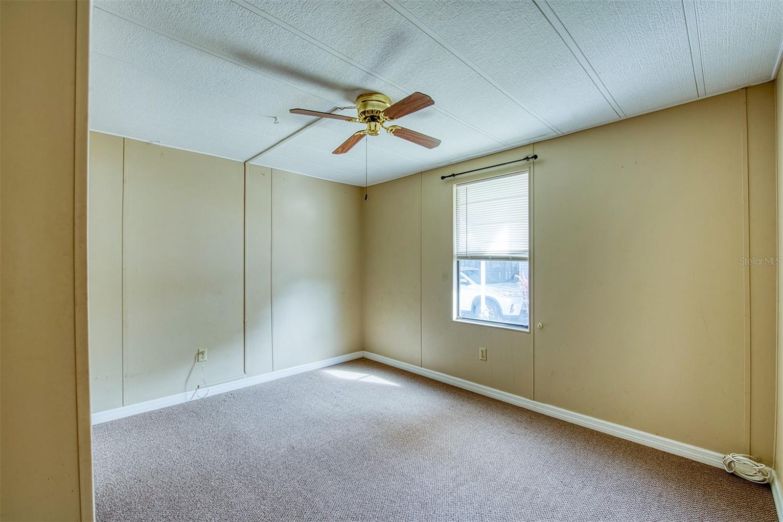 Image 19 of 42 For 283 Pelican Drive N