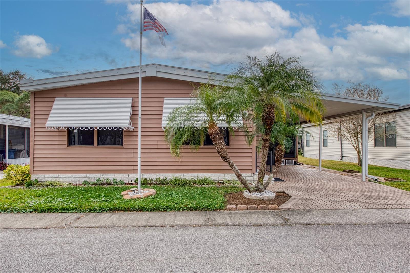 Image 25 of 42 For 283 Pelican Drive N