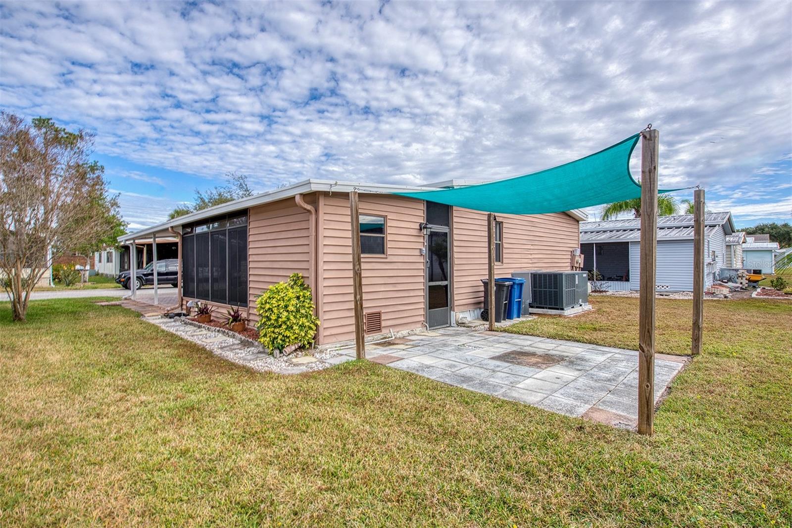 Image 27 of 42 For 283 Pelican Drive N