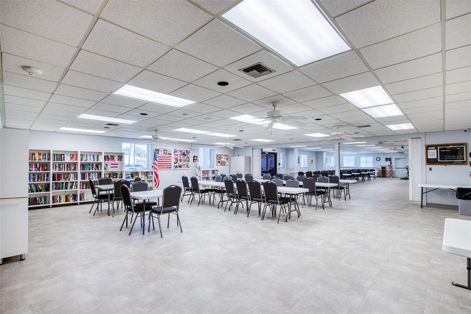 Image 37 of 42 For 283 Pelican Drive N