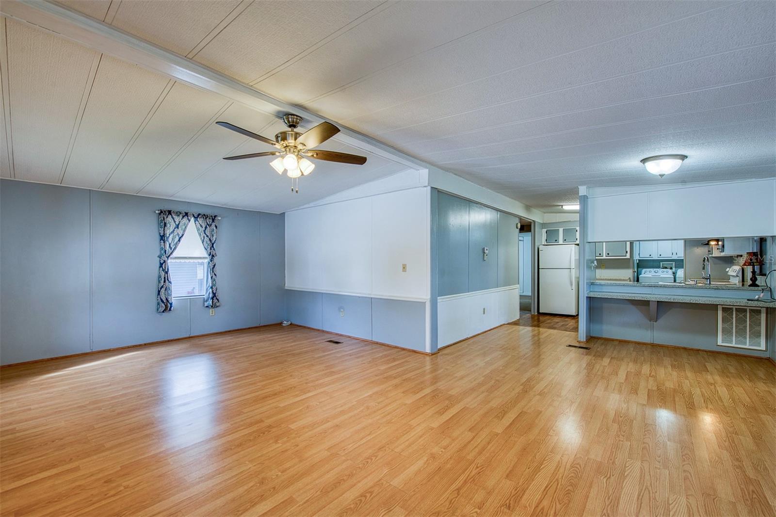 Image 5 of 42 For 283 Pelican Drive N