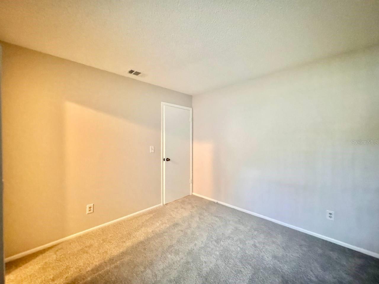 Image 19 of 30 For 2826 Rampart Circle