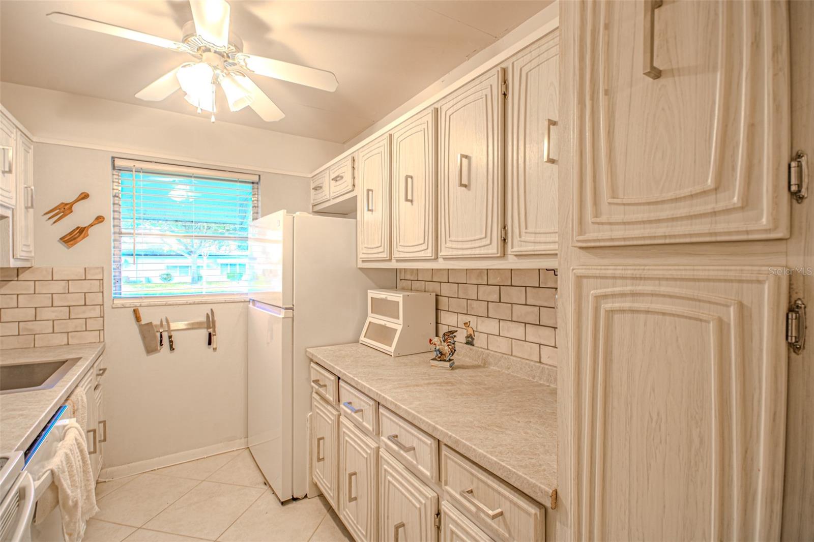 Image 10 of 22 For 350 High Point Boulevard C