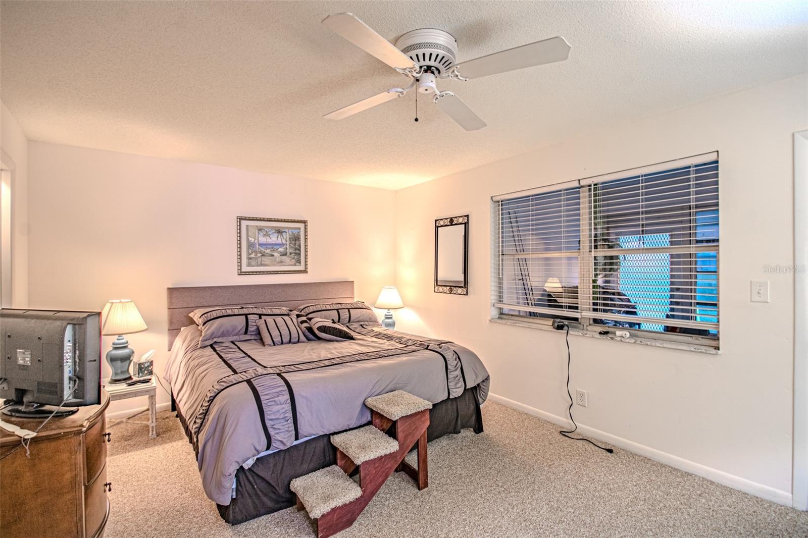 Image 16 of 22 For 350 High Point Boulevard C