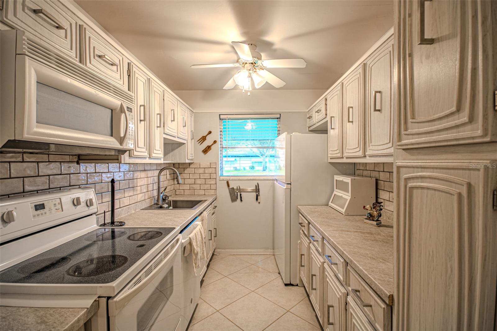 Image 8 of 22 For 350 High Point Boulevard C