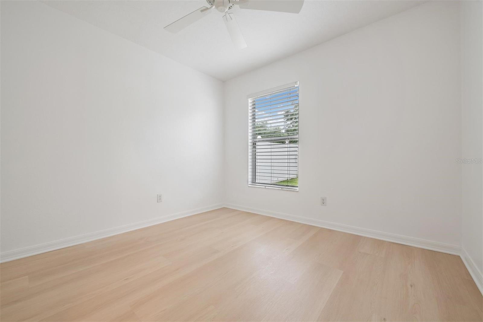 Image 28 of 45 For 4208 Pine Isle Drive