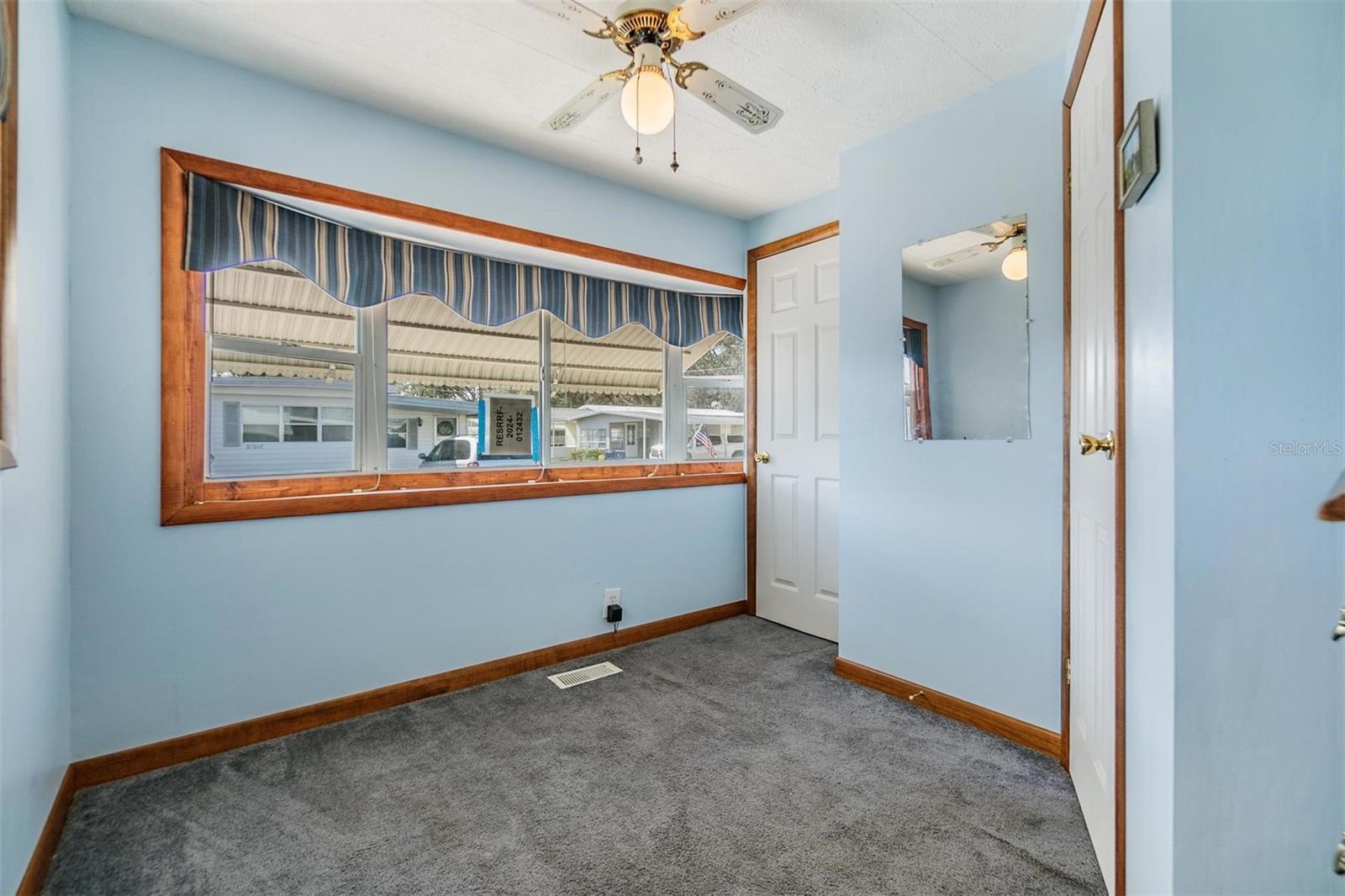 Image 23 of 57 For 37015 Sandra Avenue