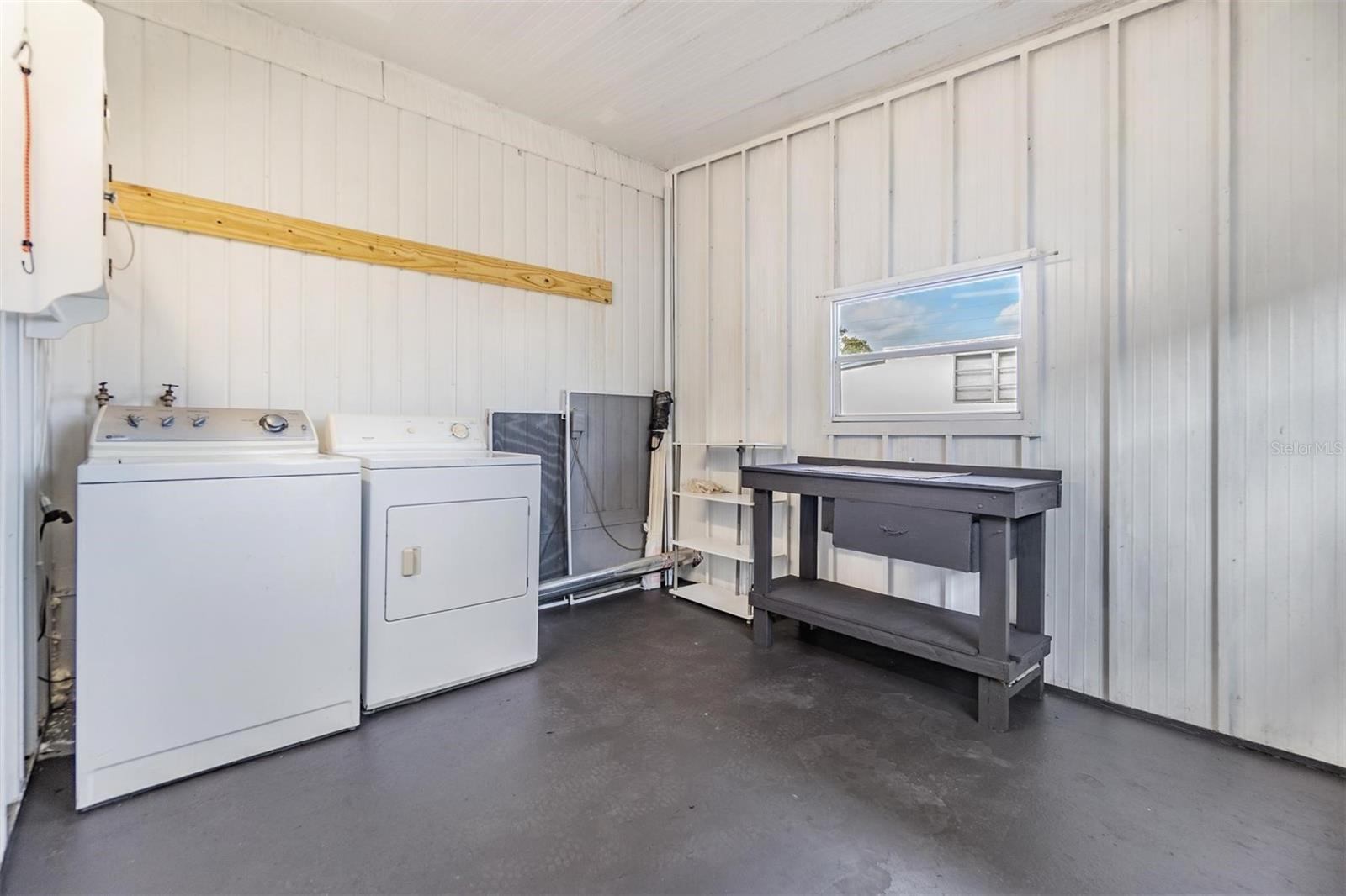 Image 26 of 57 For 37015 Sandra Avenue