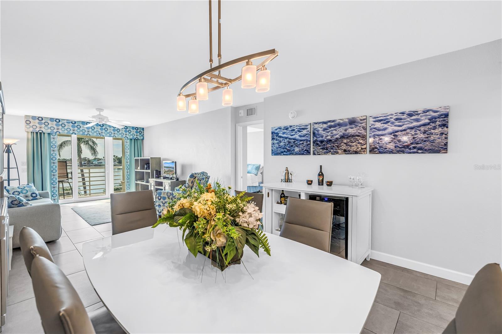 Image 15 of 41 For 6001 Bahia Del Mar Circle 328